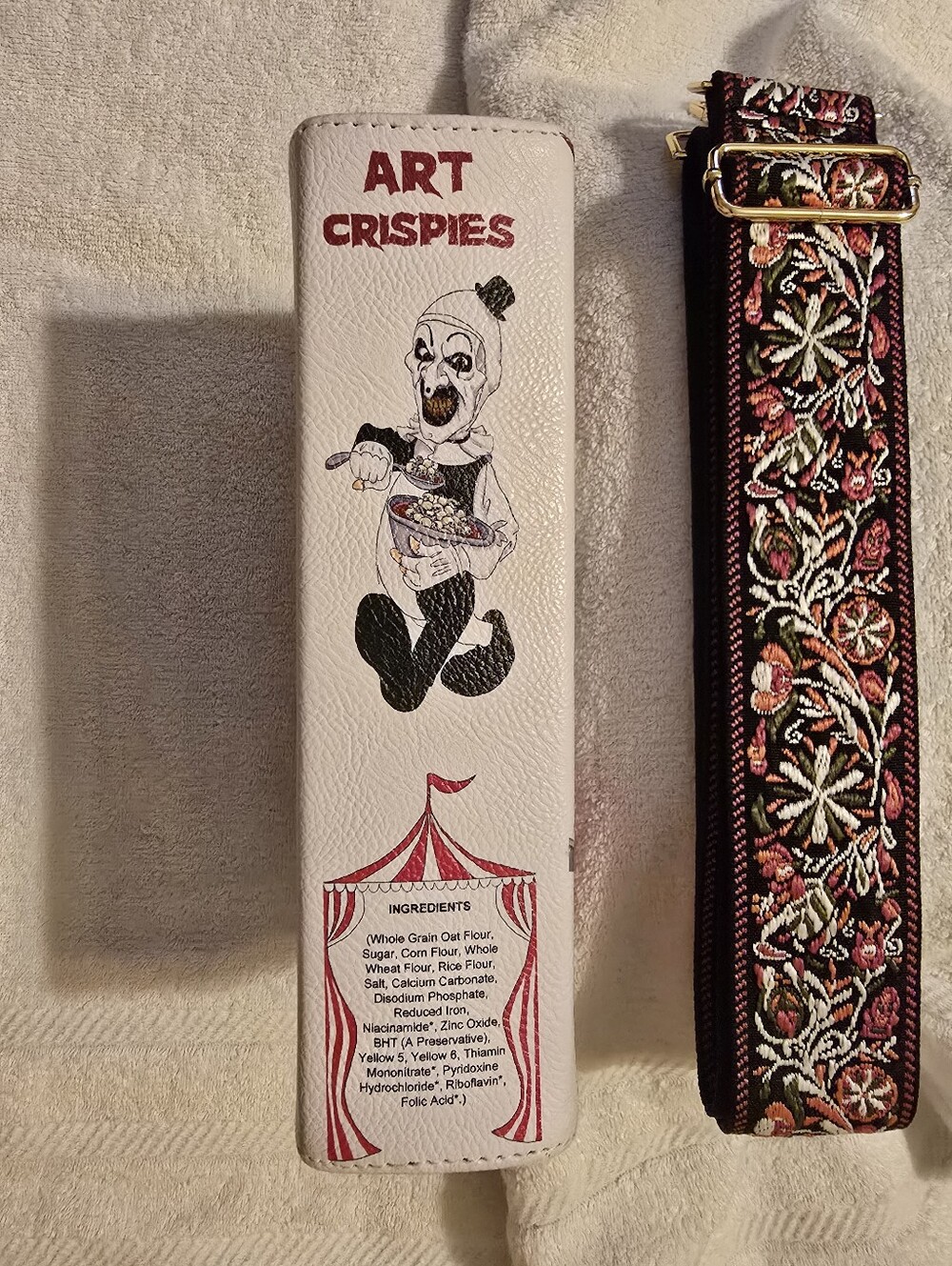 Terrifier Art Crispies Crossbody Bag NWOT Spirit Halloween - Alternate Strap - Picture 4 of 8